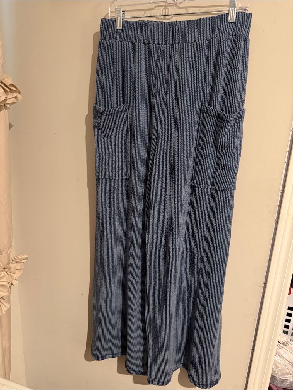 BiBi Ribbed Wide-Leg Pants in Denim Blue with Patch Pockets